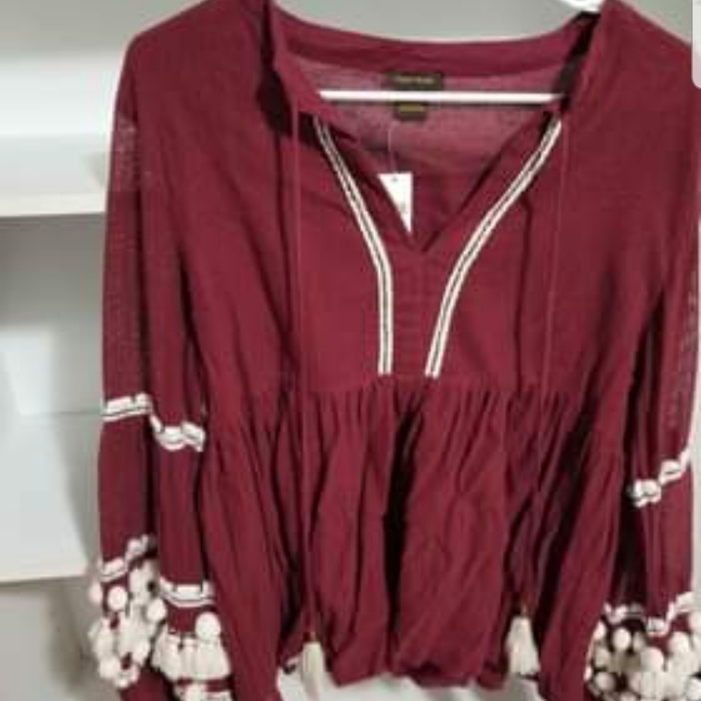 Anthropologie Shirt- Perfect for the Holidays!